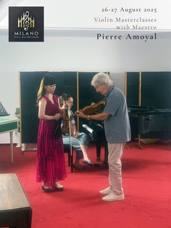 A violin of Italian luthier-min