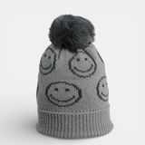 knit beannie with poof