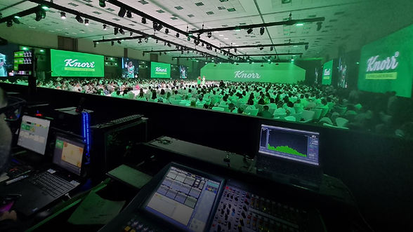 FOTOS SITE 02_BROADCAST.jpg