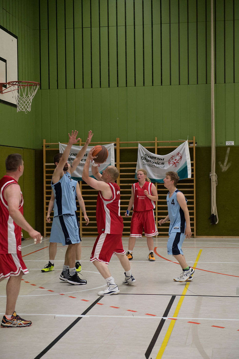 Basketball-2016-06-08-100