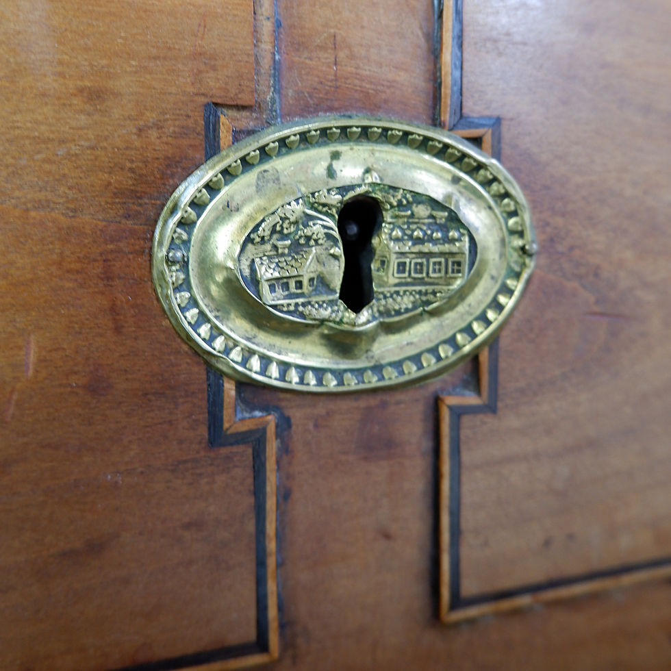 Miniature : Antique Chest Of Three Large Drawers