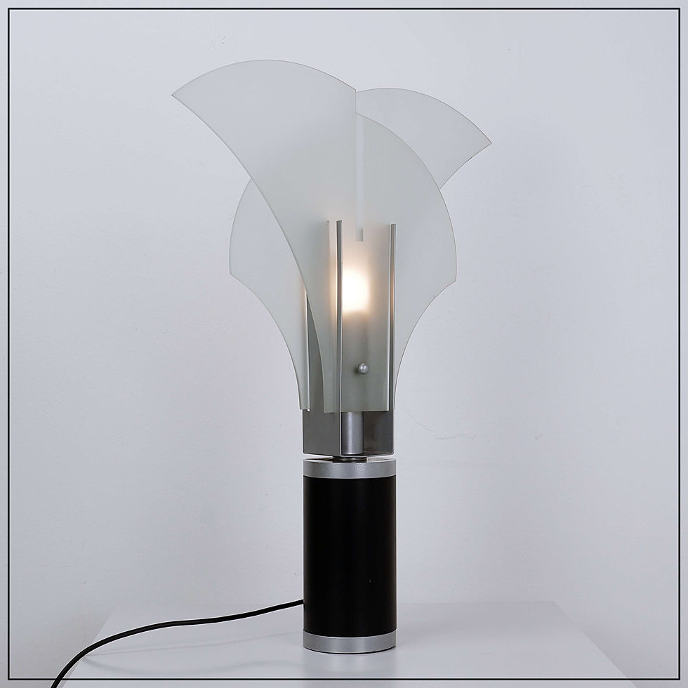 "Mezzo Alfiere" table lamp by Carla Venosta for Quattrifolio - Italy 1980s