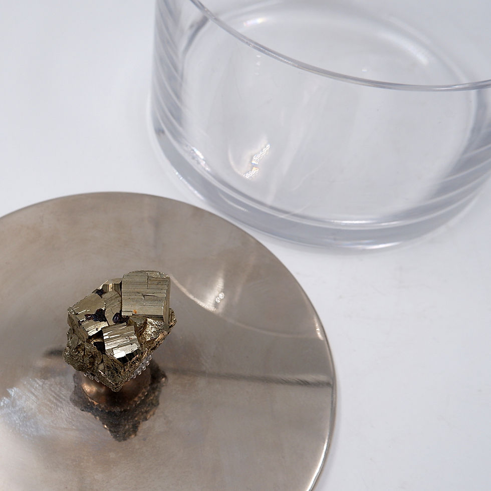 Miniature : Glass box with silver metal lid and pyrite stone