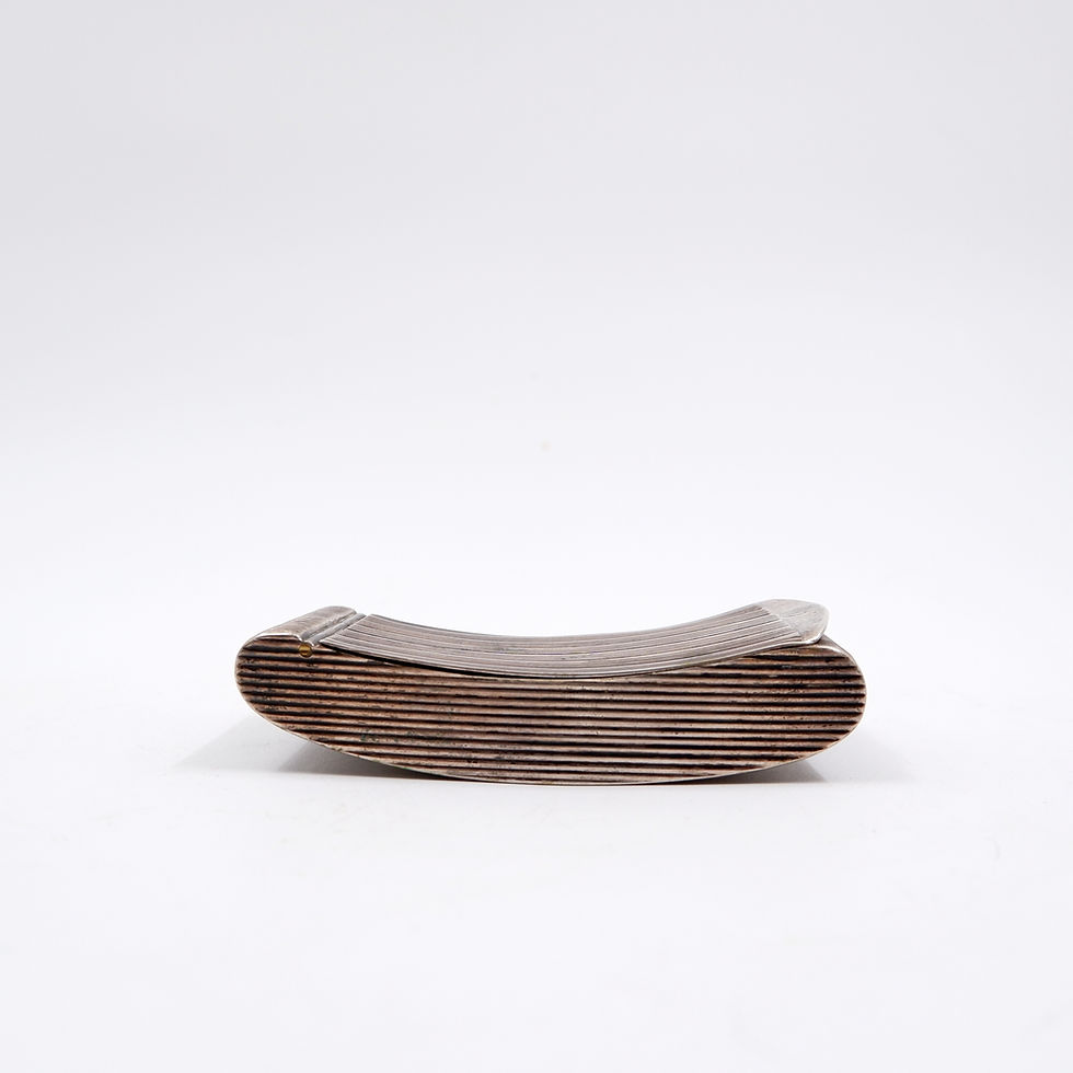 Miniature : Ribbed vermeil silver curved Snuff box - 19th
