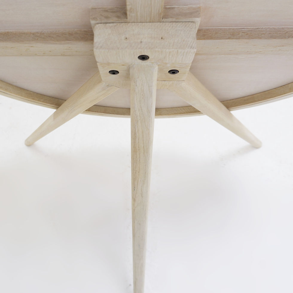 Miniature : Round tripod white-washed wood floor mirror : Ø 85cm H: 114cm