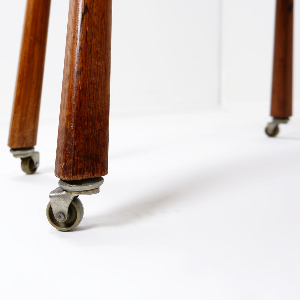 Miniature : Vintage solid wood side table on casters