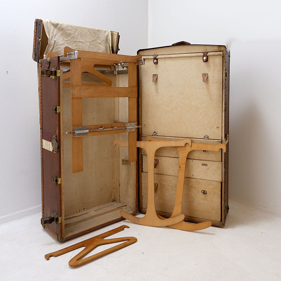 Miniature : Antique wardrobe trunk "Travel Trunk", circa 1930
