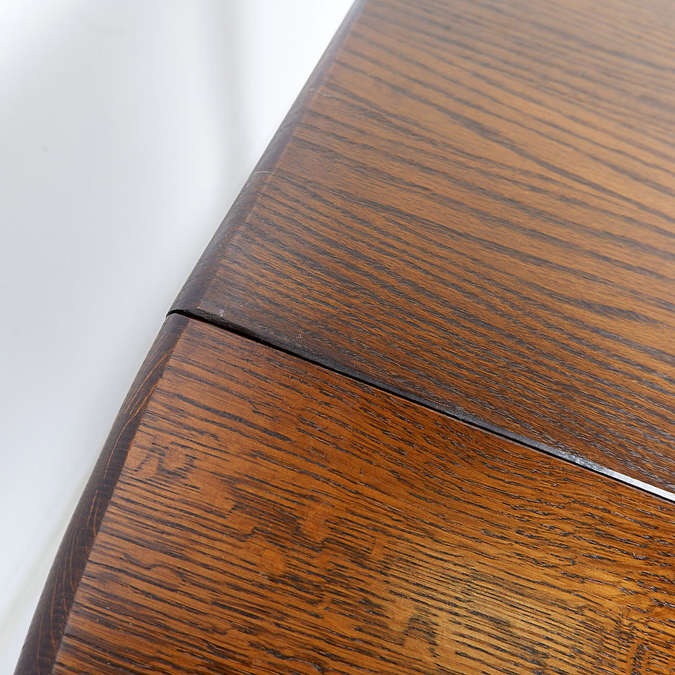 Miniature : Strong Oak Brutalist Round extendable dining Table 1950s Mid-20th Century