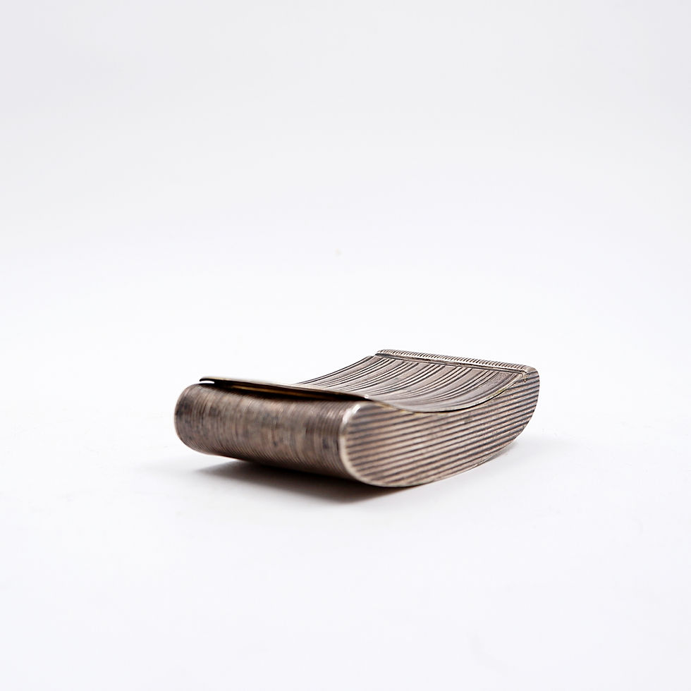 Miniature : Ribbed vermeil silver curved Snuff box - 19th