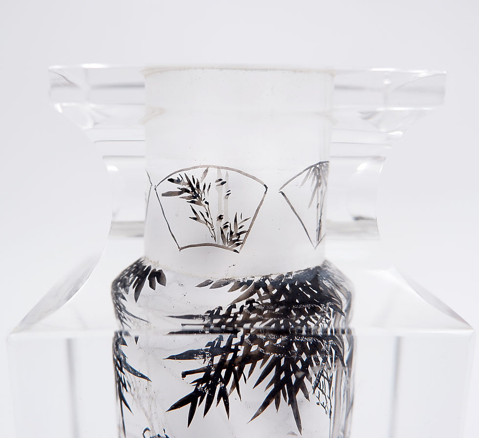 Miniature : Vintage Chinese heavy faceted reverse painted crystal vase - XXème