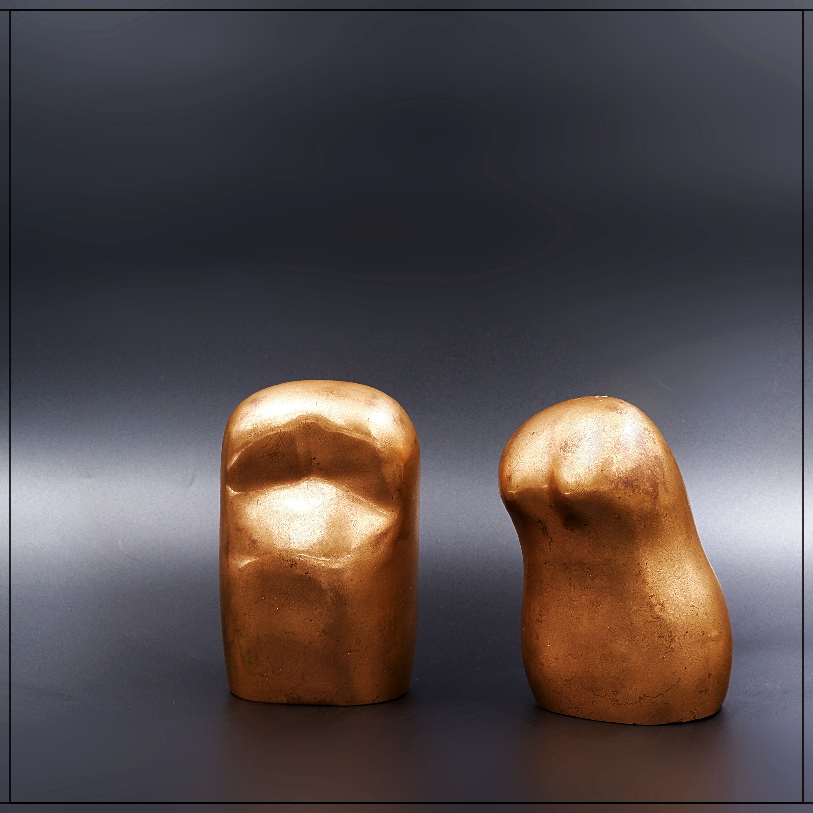 Busts of women/men bronze sculptures
