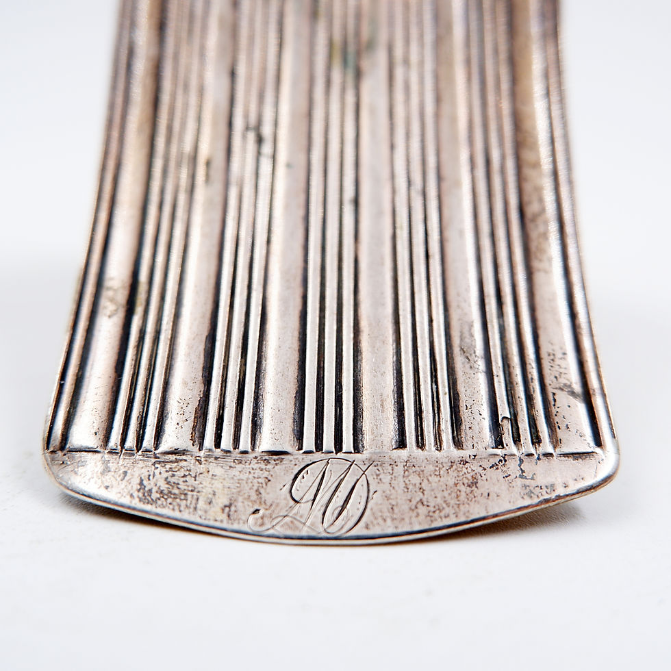 Miniature : Ribbed vermeil silver curved Snuff box - 19th
