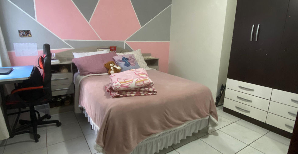 Quarto 02 com armário embutido