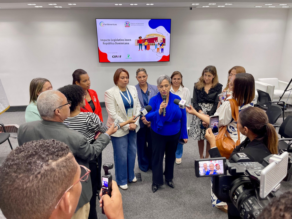 Concluye con éxito programa Impacto Legislativo de lideresas jóvenes dominicanas