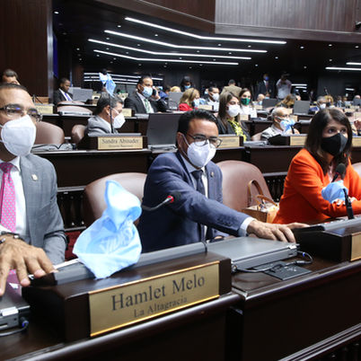 Diputados aprueban varias iniciativas legislativas