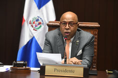 Diputados aprueban modificar el Código de Trabajo para otorgar 10 días de licencia por paternidad