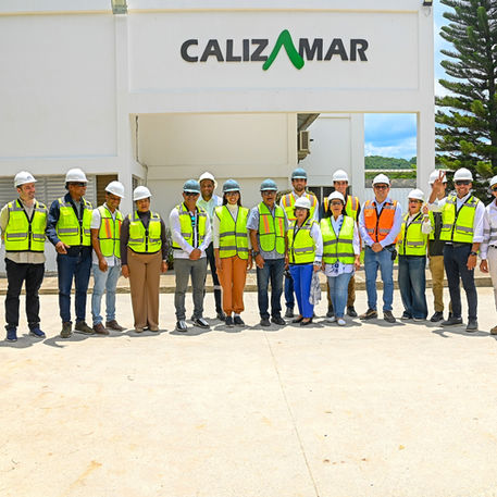 Diputados visitan centro UASD La Romana para conocer condiciones de los terrenos donde se construirá la nueva sede