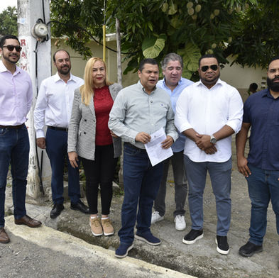 Diputados realizan descenso en Baní para conocer resolución sobre permuta entre el CEA y Compañía Anónima de Explotaciones Industriales