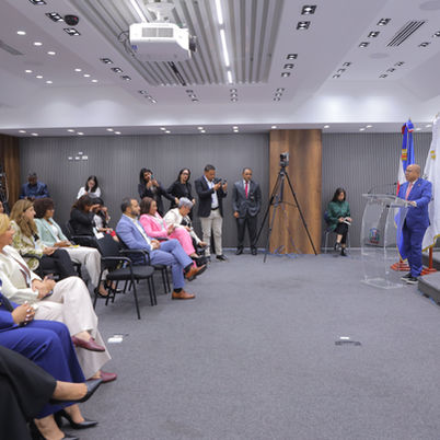 CD y ParlAmericas inauguran programa para fortalecer liderazgo de mujeres jóvenes dominicanas