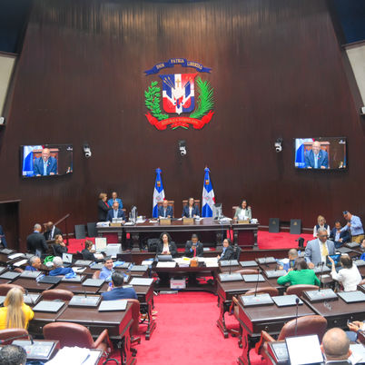 Diputados aprueban más 600 contratos de compra y venta de inmuebles entre el Estado y particulares