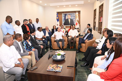 Diputados socializan con ediles de Santiago proyecto que designa con el nombre de Salvador Jorge Blanco tramo de la Circunvalación Norte de esa Ciudad