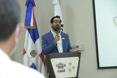 Comisión Desarrollo Humano de la Cámara de Diputados visita el CAID