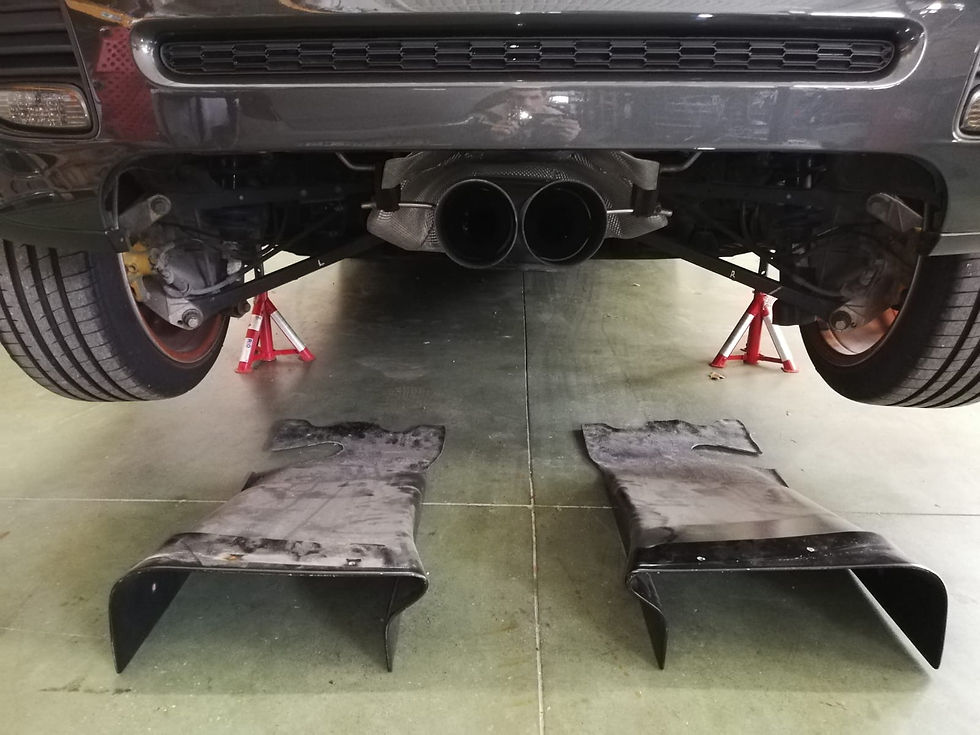 Tutorial: carbon fiber MINI R50/R53/R56/R57/R58/R59 Rear Extractor Challenge 