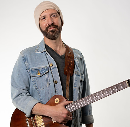 Intetnational Grammy Winning Faculty