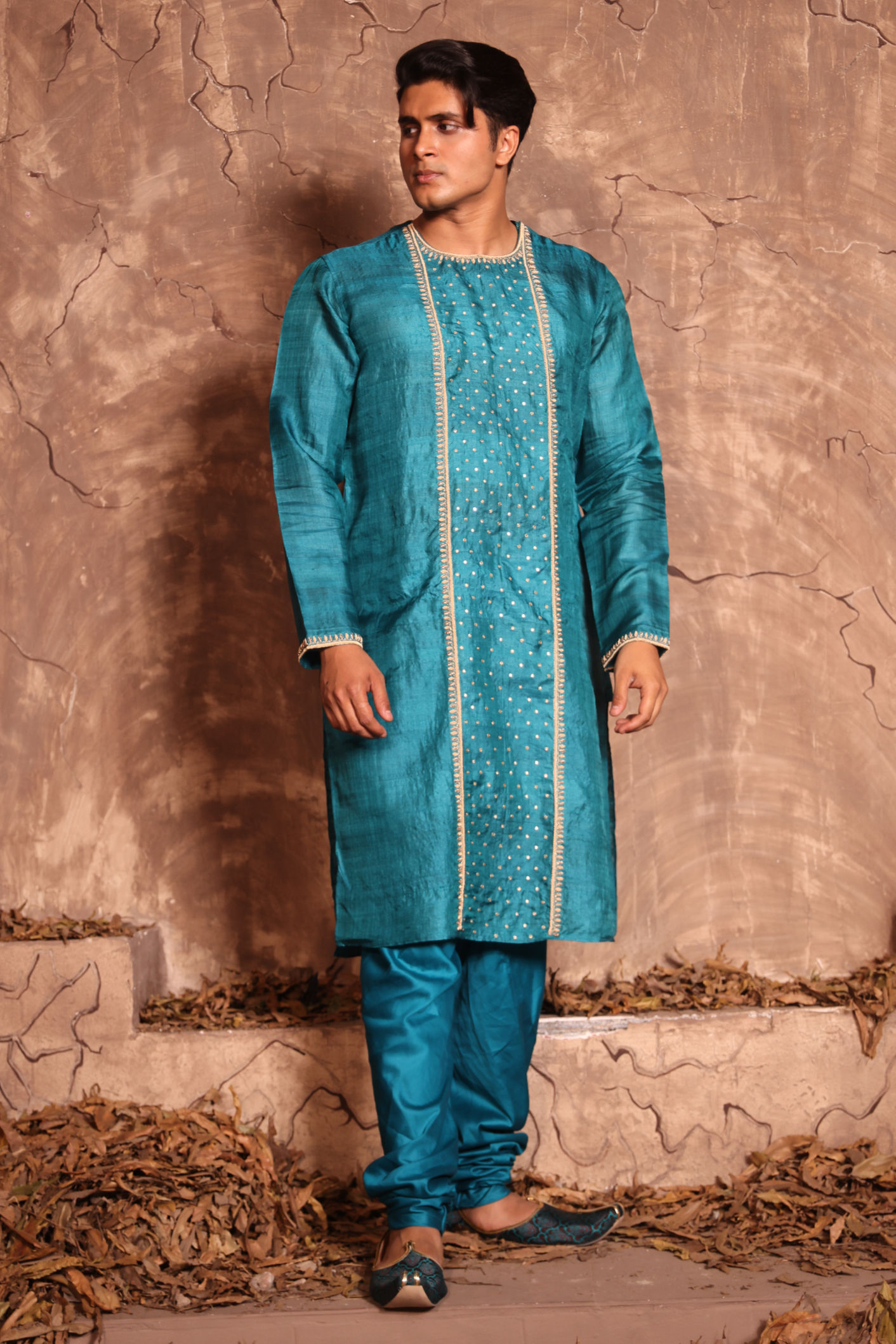 Teal Tussar Silk Jardausi Embroidary Kurta Pajama Set