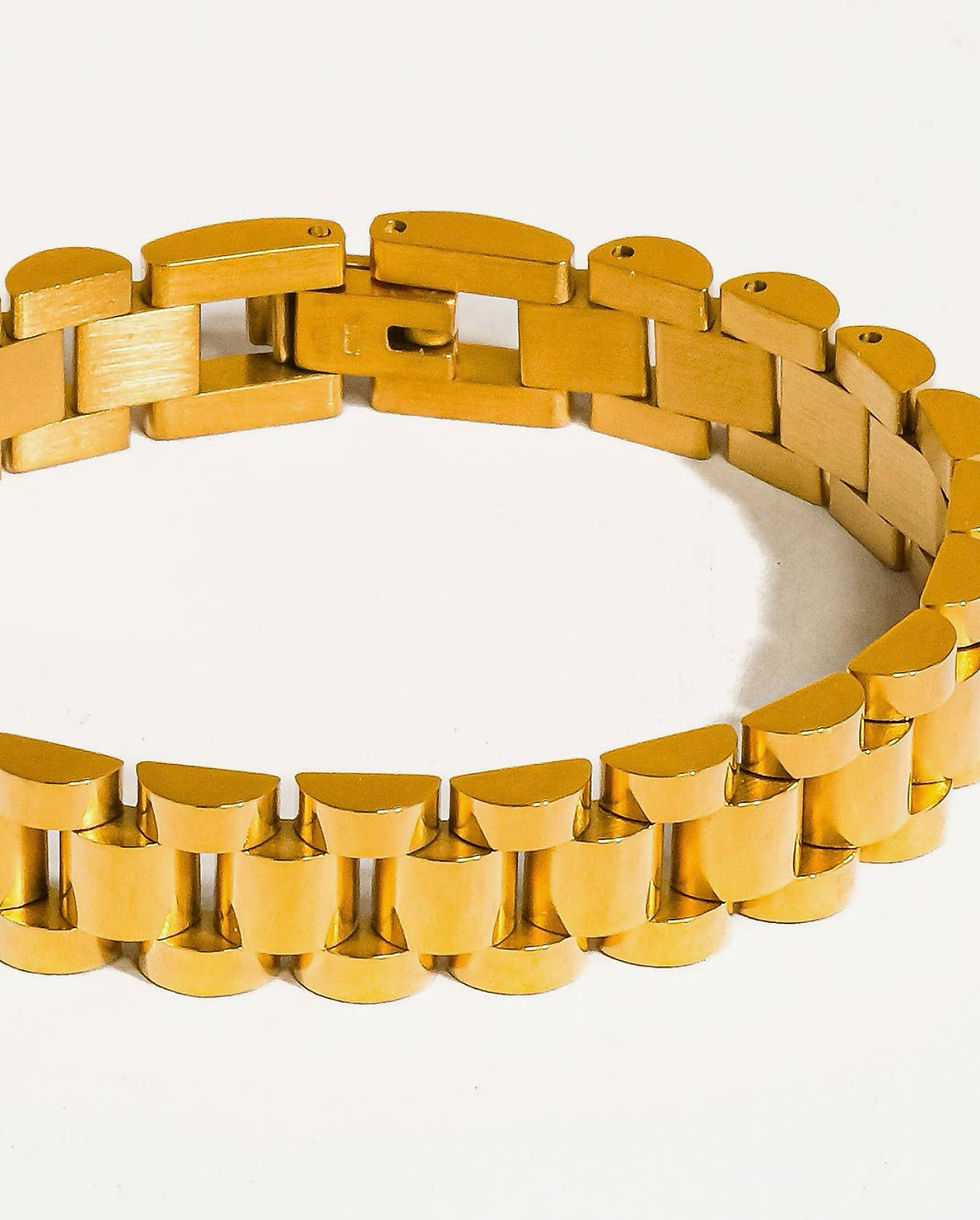 Thumbnail: 18k Gold Non-Tarnish Watchband Bracelet