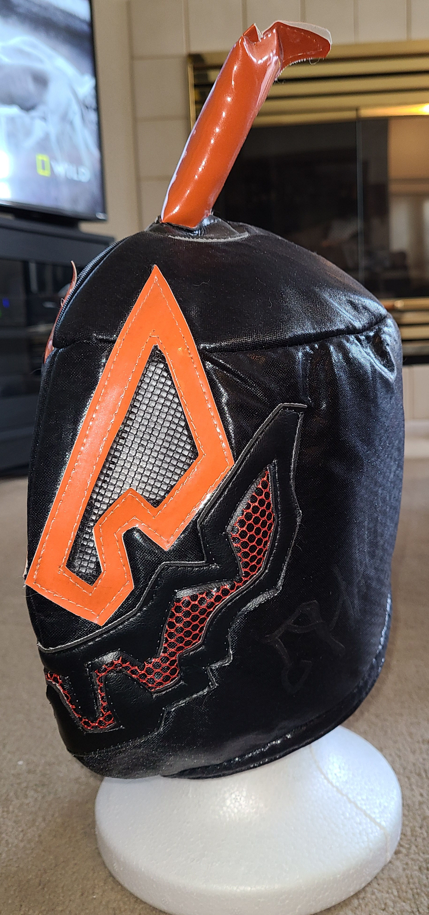  Hallowicked - Autographed Lucha Mask  : Chikara Shop 