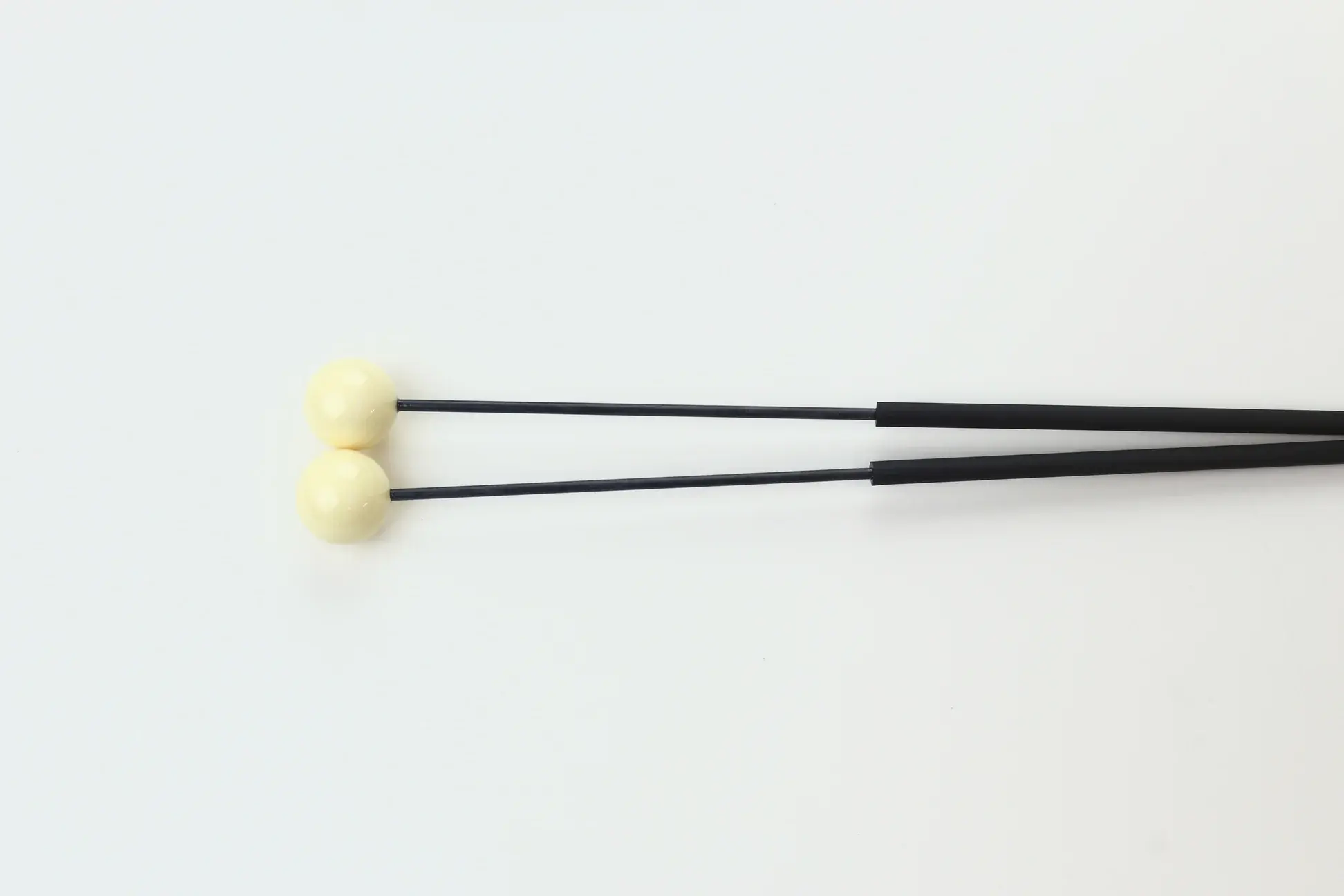 Dragonfly Percussion - 1" White Fiberglass (1WFG)