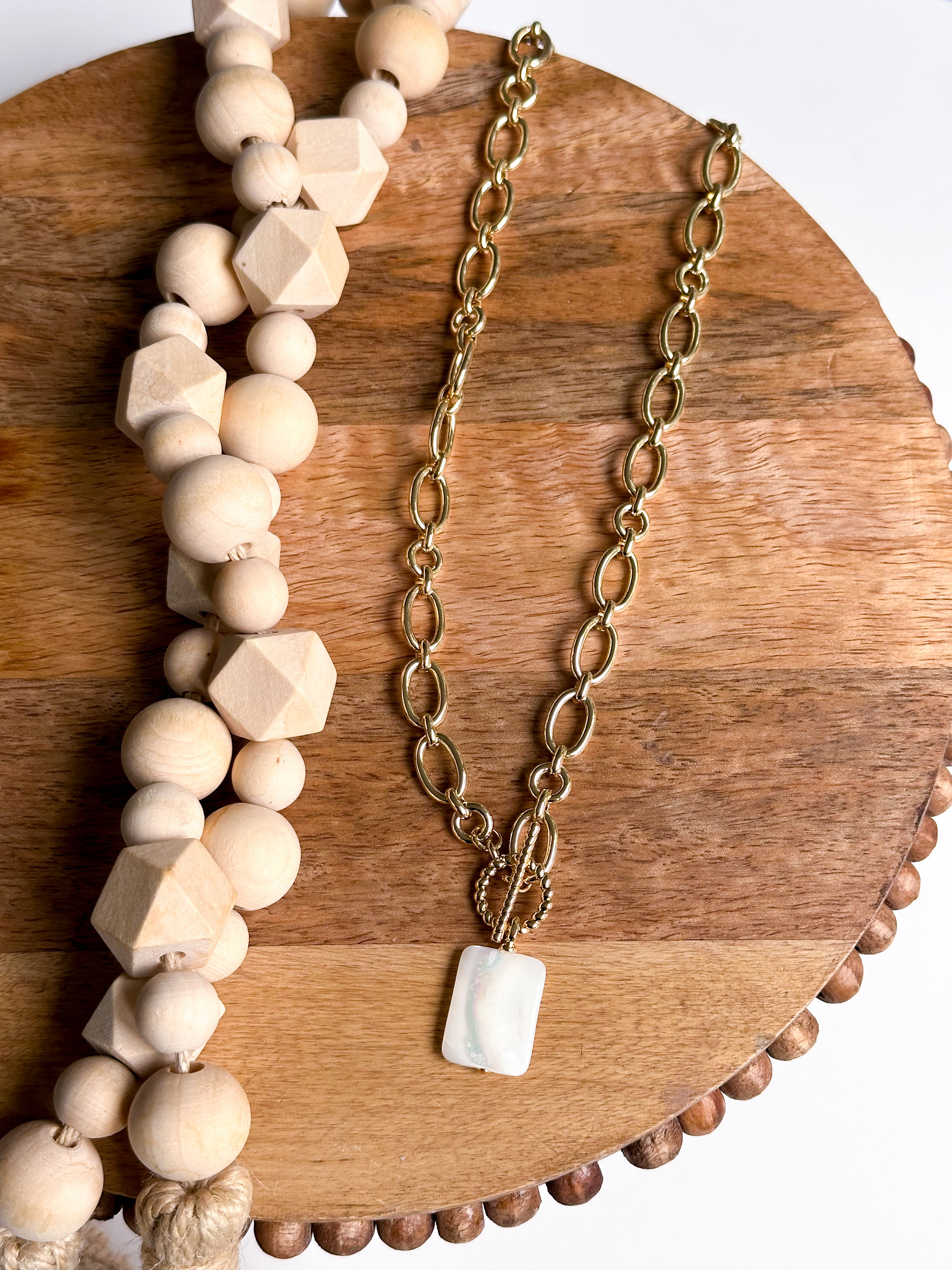 Rectangle Shell Necklace