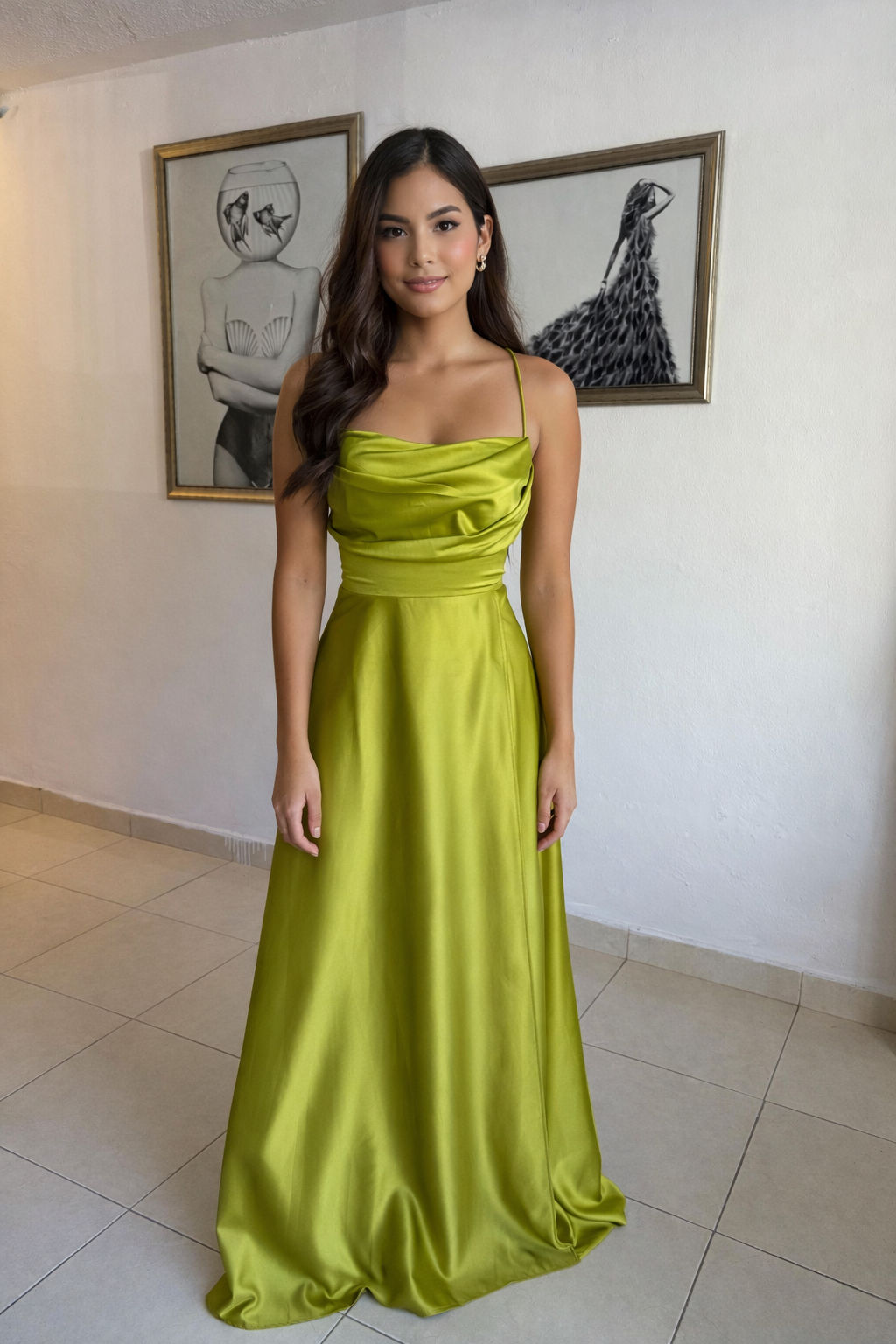 M274 Verde limón satinado, corte A, con corset en la espalda 