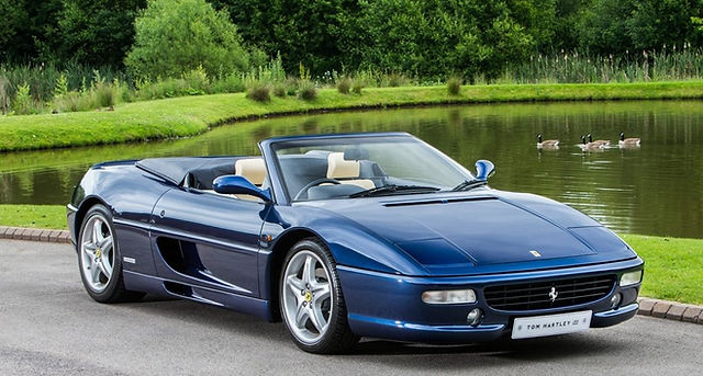 Carequest Sàrl car broker Switzerland, Ferrari F355 in blue