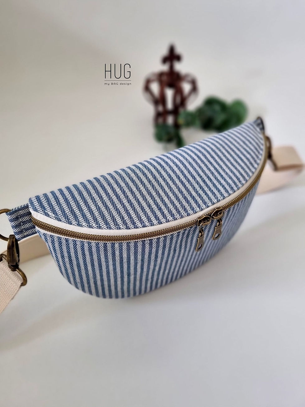 Miniaturbild: Bauchtasche STRIPES BLAU
