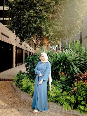 Blue Abaya + Spice Vanilla Scarf 