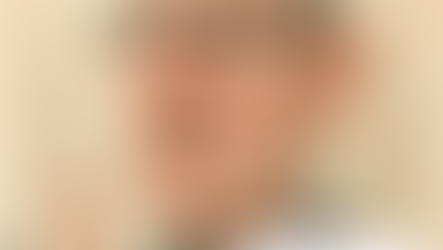 Keir puts the Starmer hex on himself 