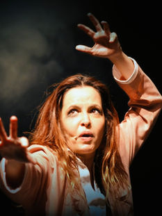 Devido ao sucesso temporada de A Autoestima do Homem Hétero, comédia de Amanda Mirásci, é prorrogada no Teatro Uol até 7 de julho com ingressos populares
