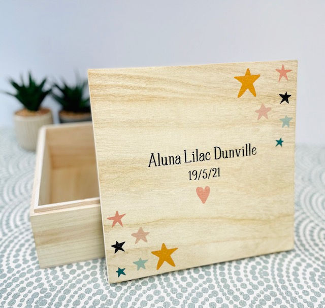 Thumbnail: Personalised Tea Box