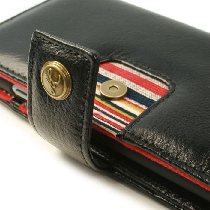Thumbnail: Alston Craig Magnetic Vintage Leather Wallet for iPhone 15 Plus