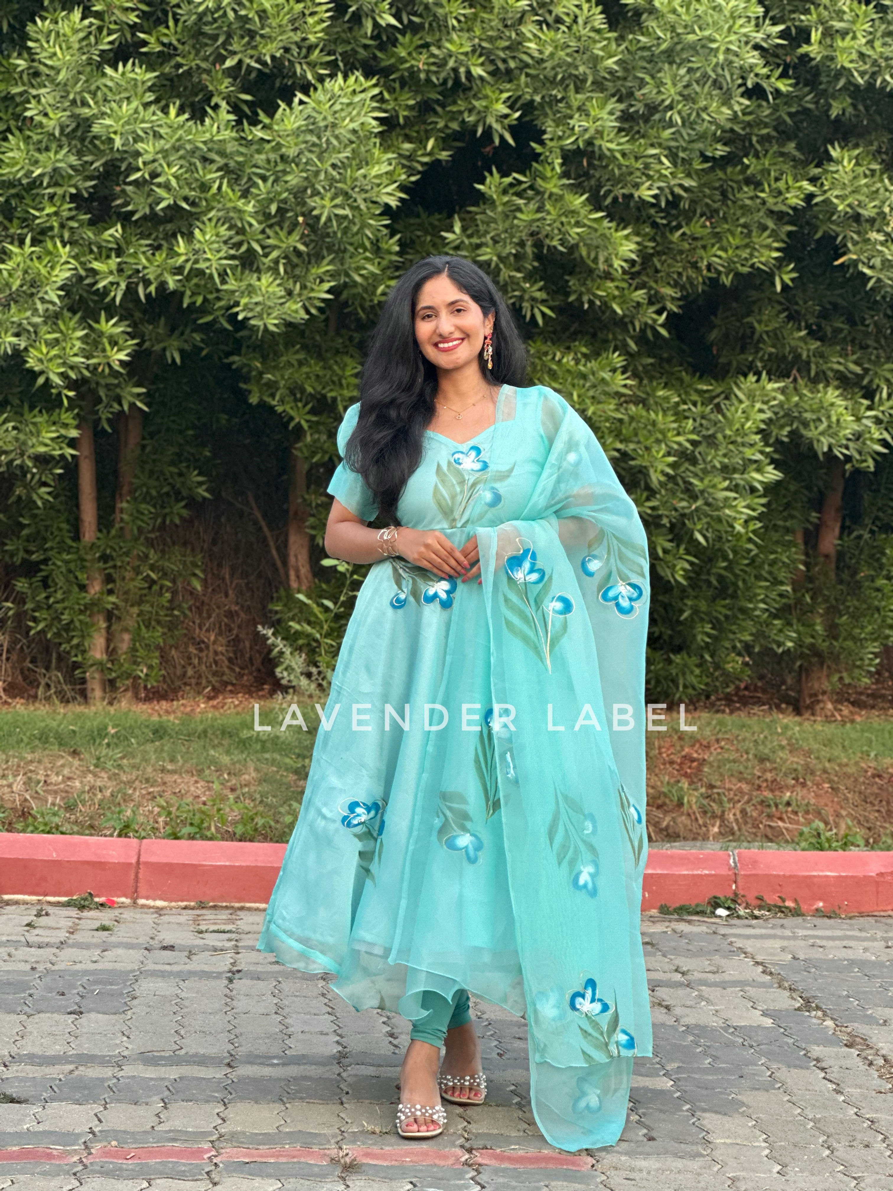  Sundari Organza Anarkali