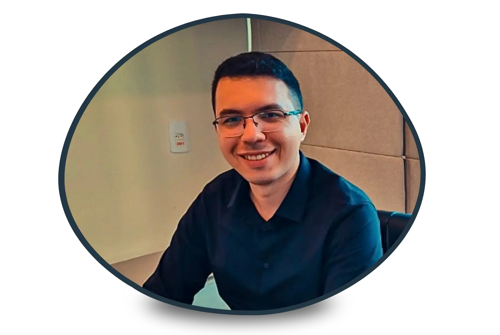 Dr. Douglas Cristino - Especialista em Cirurgia Vascular.