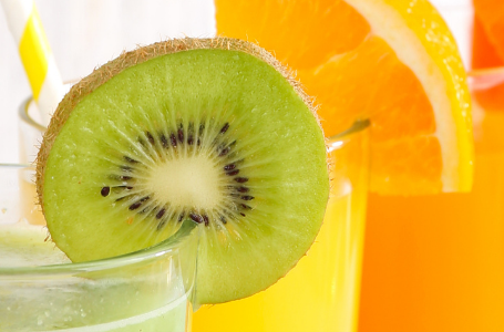 Suco verde não é detox: o que a Medicina Tradicional Chinesa realmente diz sobre isso