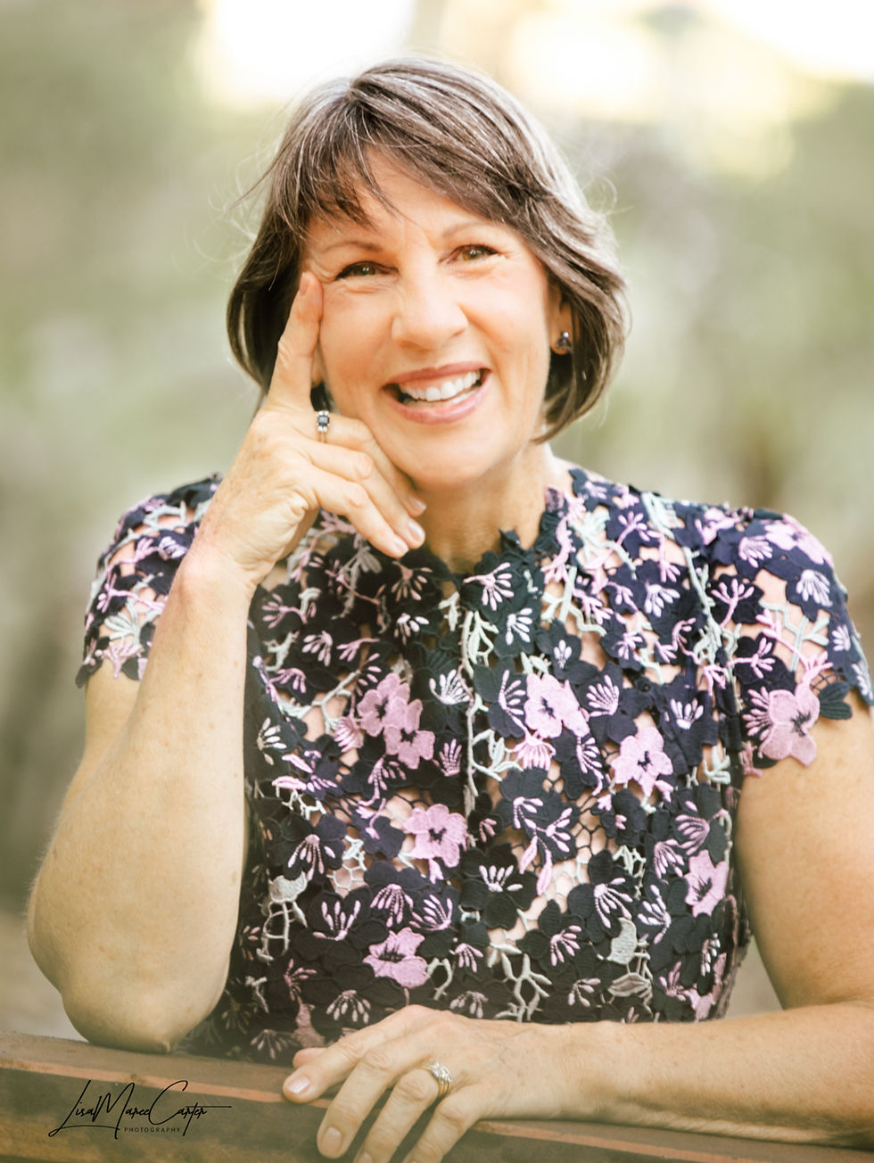 Fraser Coast celebrant, Lauretta Wright lives in Hervey Bay
