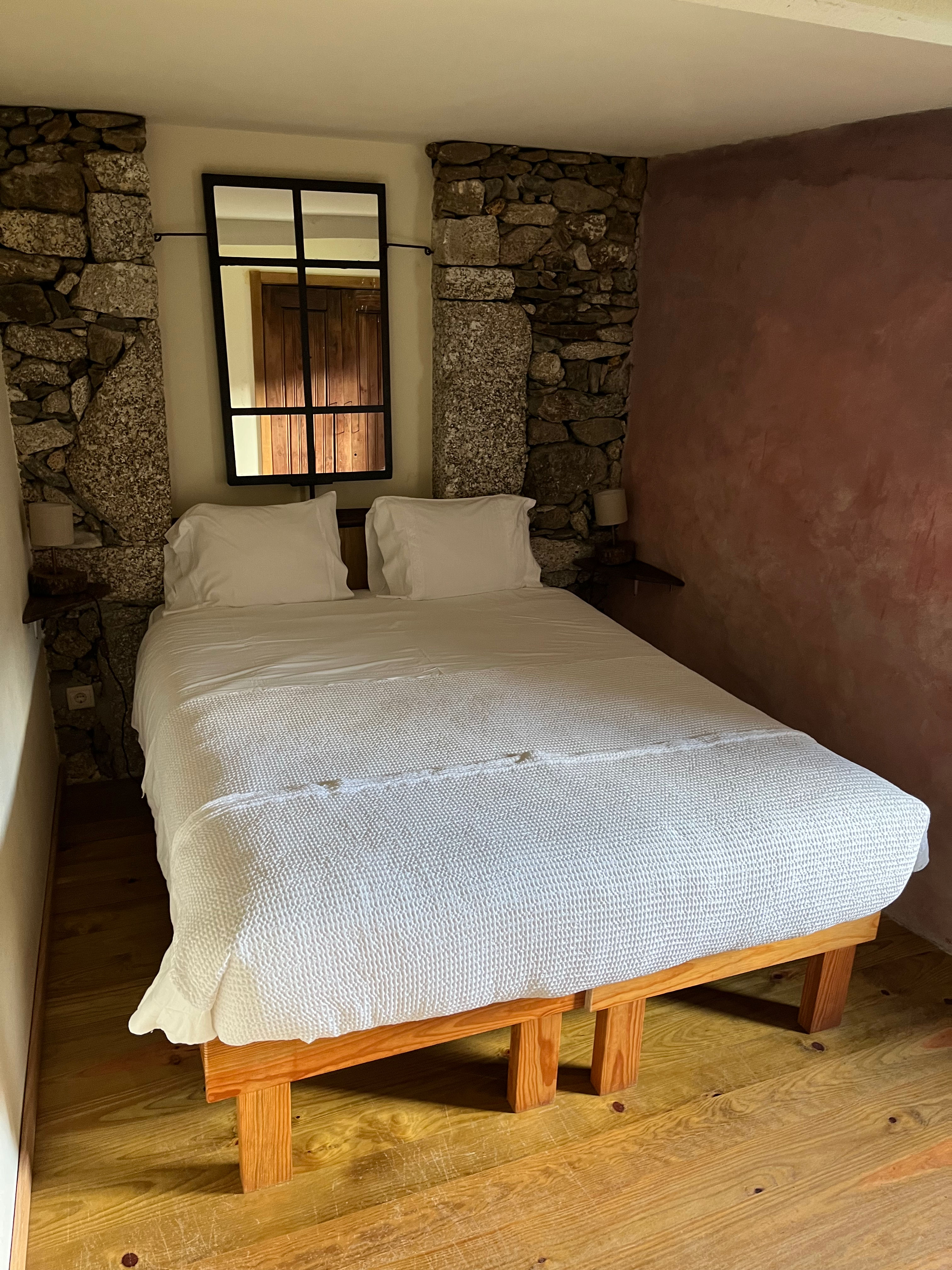 Private Double for 1 Casa do Estau