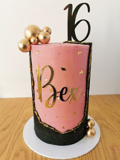 Birthday cake 16th 