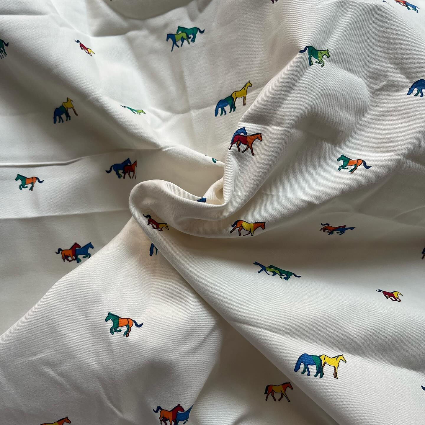 MULTI COLOUR HOUSES ON COTTON POPLIN TWILL