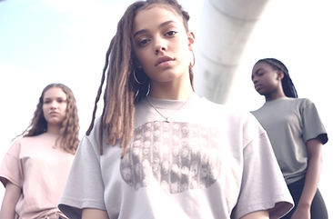 Picture of three teenagers