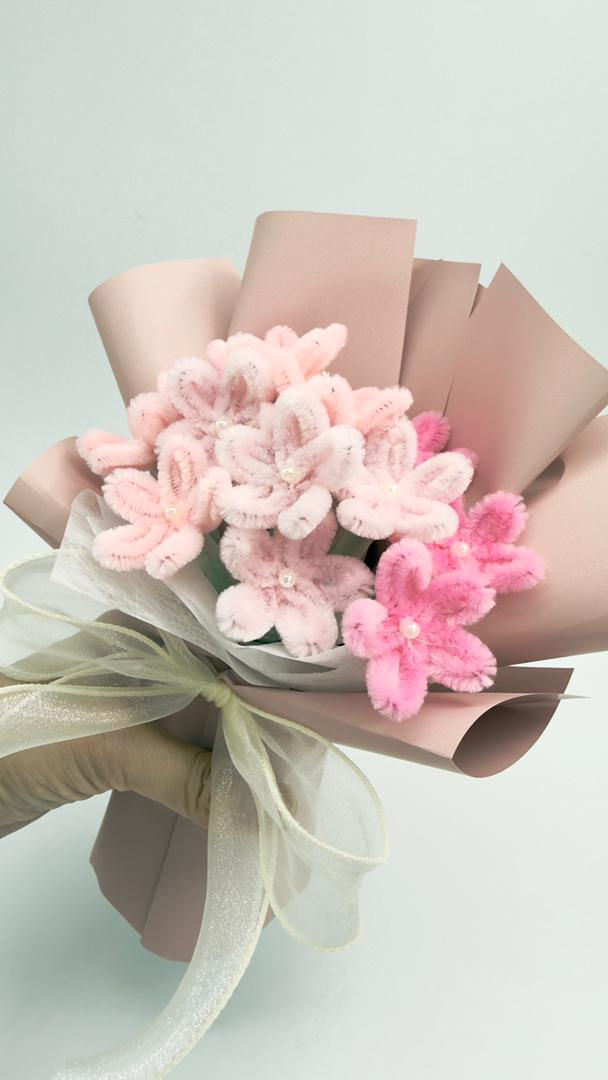 Thumbnail: Mini Everlasting Flower Bouquet